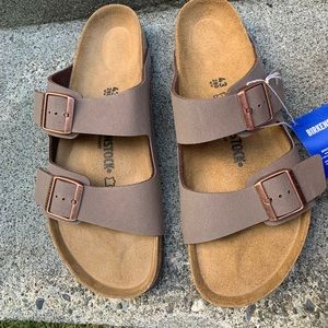 Birkenstocks, NWT, brown, size 43